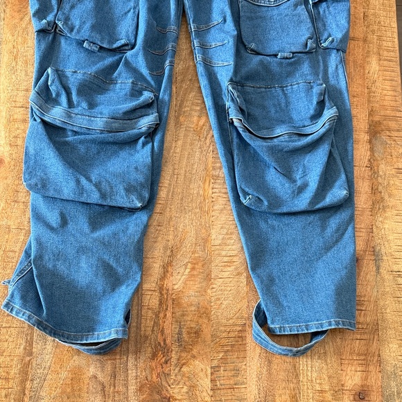 Denim jumpsuit with pockets - Picture 5 of 11